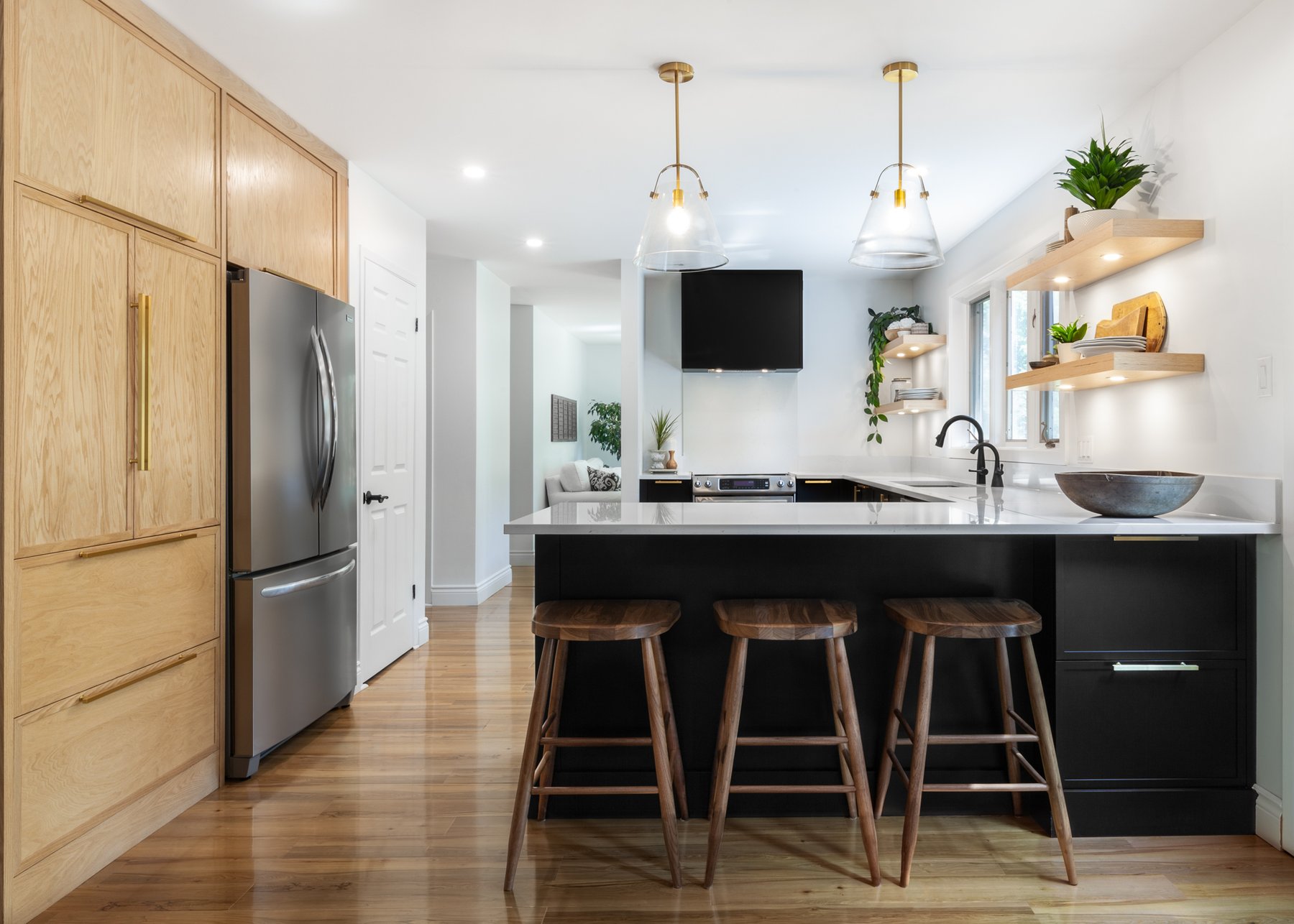 Kitchen Island vs. Peninsula What's Right for Your Kitchen?